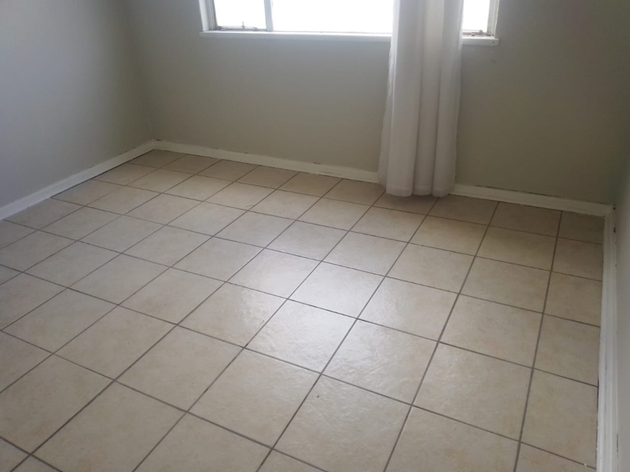 2 Bedroom Property for Sale in Algoa Park Eastern Cape